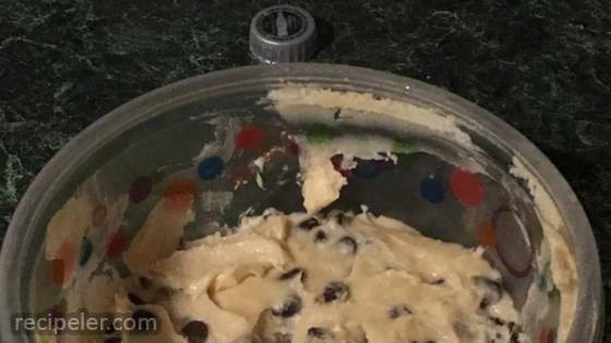 Holly's Chocolate Chip Cookie Dough Dip