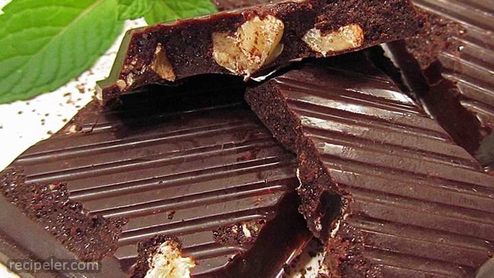 homemade melt-n-your-mouth dark chocolate (paleo)