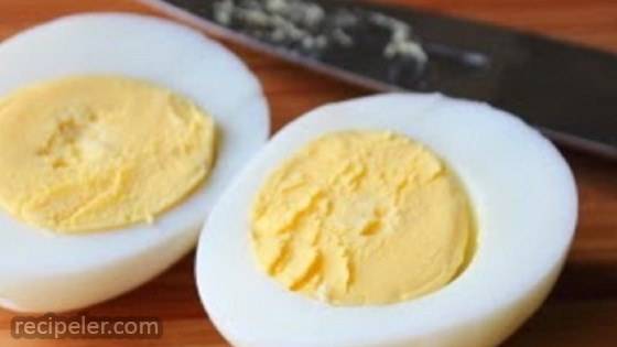 How to Make Perfect Hard Boiled Eggs