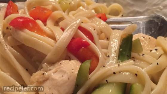 Lemon Pepper Pasta with Chicken and Vegetables