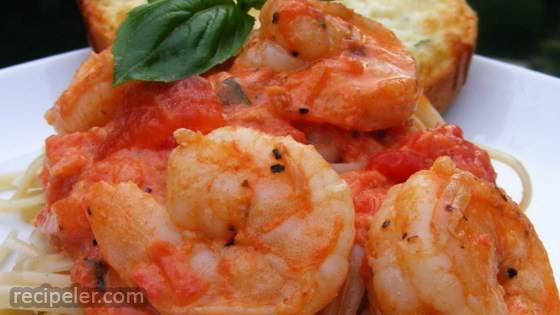 Linguine Pasta With Shrimp And Tomatoes