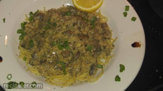 Linguine with Clam Sauce and Baby Portobello Mushrooms