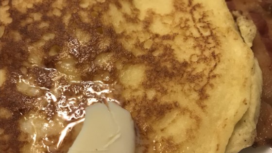low-carb, sugar-free coconut flour pancakes