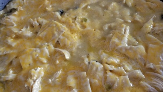 one-pan sour cream chicken enchilada skillet