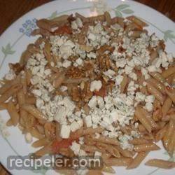 Pasta with Blue Cheese and Walnuts