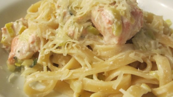 pasta with salmon and leeks
