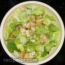 Pear, Feta, and Lettuce Salad