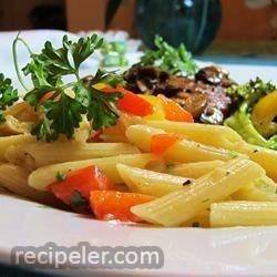 Penne Pasta with Peppers