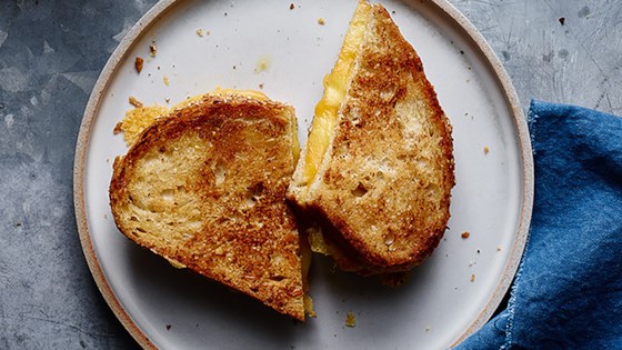 perfectly crispy grilled cheese