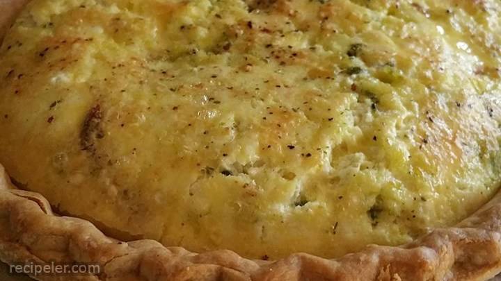 pesto, goat cheese, and sun-dried tomatoes quiche