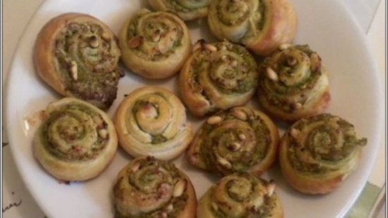 Pesto Puff Pastry Pinwheels