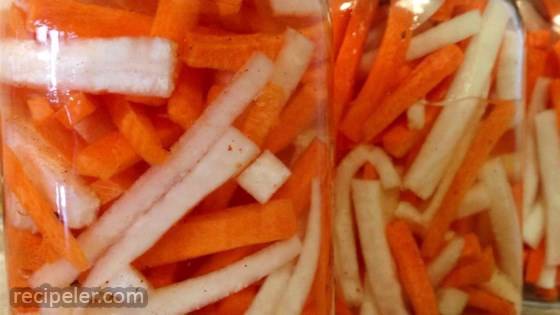 Pickled Daikon Radish and Carrot