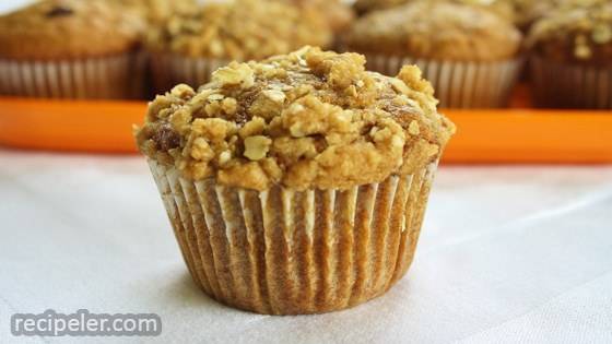 Pumpkin Muffins With Streusel Topping