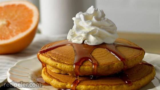 Pumpkin Spice Pancakes with Cinnamon Syrup