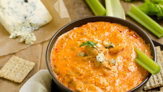 quick and easy buffalo chicken dip