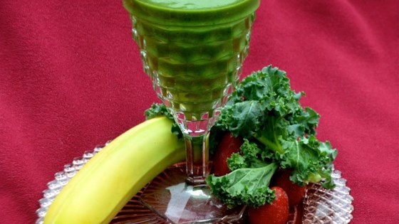 quick kale and banana smoothie