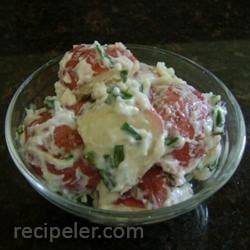 Red Potato Salad with Sour Cream and Chives