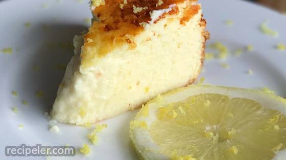Ricotta and lemon cheesecake