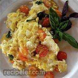 Scrambled Eggs and Tomatoes