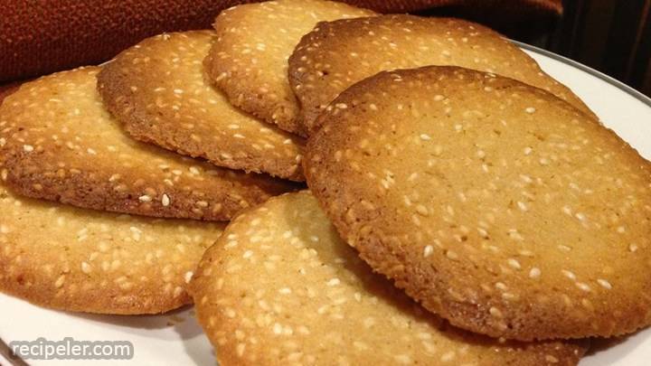 sesame lemon crisps