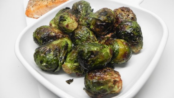 Simple Air Fryer Brussels Sprouts