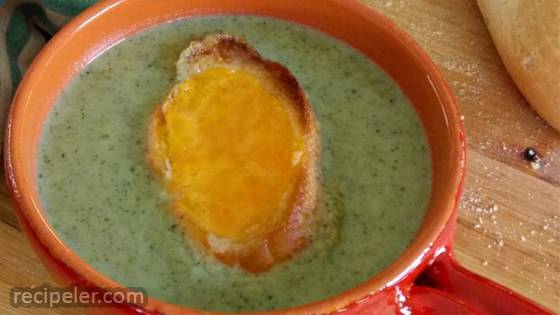 Simple Broccoli Soup with Cheddar Croutons