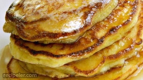 Simple Cottage Cheese Pancakes