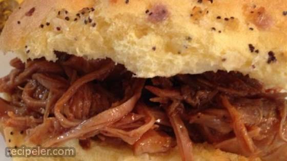 Slow Cooker Beer Pulled Pork