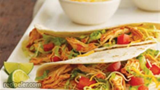 Slow Cooker Chicken Tinga Tacos