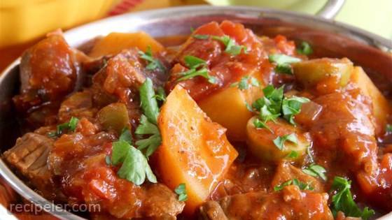 Slow Cooker Spanish Beef Stew