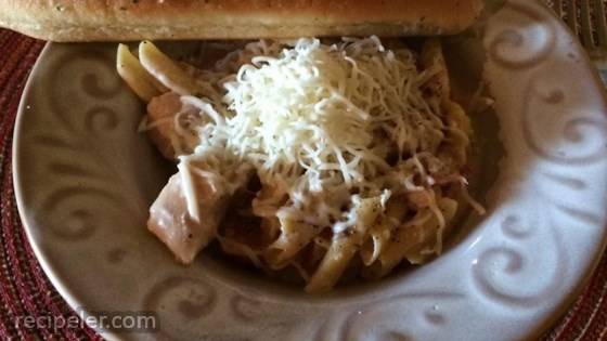 Slow Cooker talian Chicken Alfredo