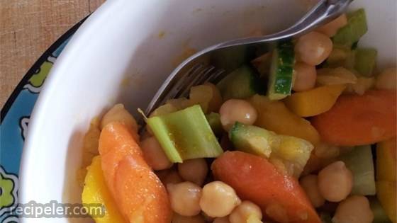 South ndian Chickpea Salad