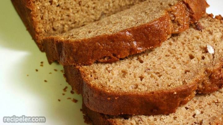 spiced applesauce bread