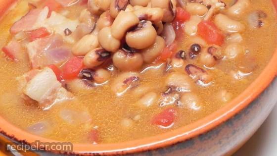 Spicy Black-Eyed Pea Soup