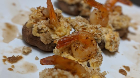 Spicy Shrimp-stuffed Mushrooms