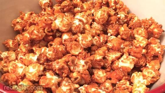 Spicy-Sweet Buffalo Popcorn