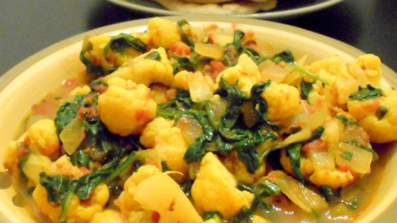 Spinach And Cauliflower Bhaji