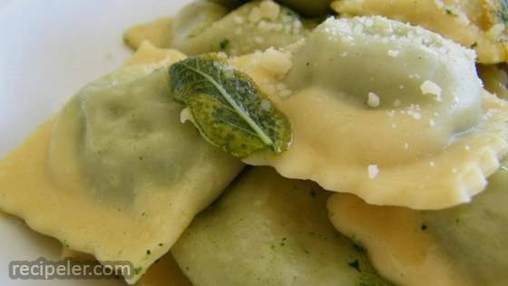Spinach, Feta, and Pine Nut Ravioli Filling