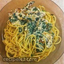 Spinach, Mushroom, and Ricotta Fettuccine