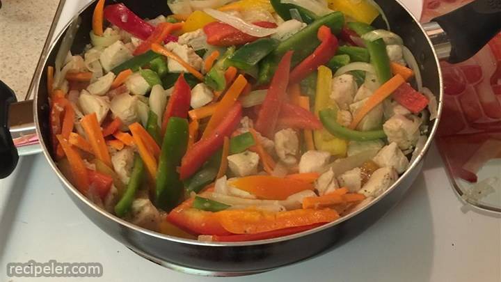 stir fried pasta with veggies