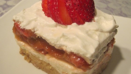 Strawberry-rhubarb And Cream Bars