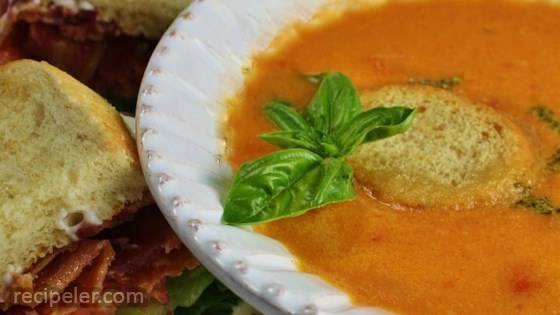Sweet and Chunky Tomato Soup