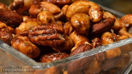 Sweet, Salty, Spicy Party Nuts