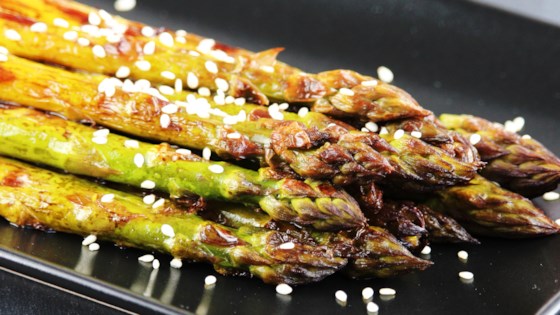 tasty barbecued asparagus