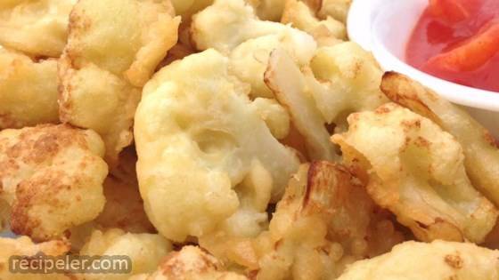Tasty Fried Cauliflower with Sweet and Sour Sauce