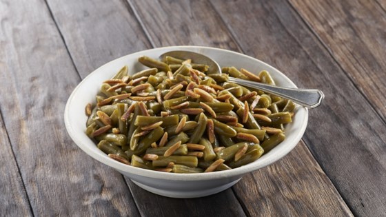 toasted almond green beans
