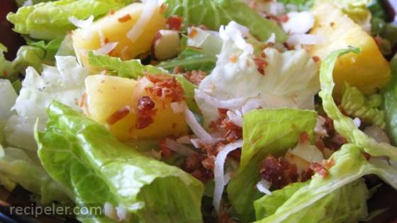 Tropical Salad With Pineapple Vinaigrette