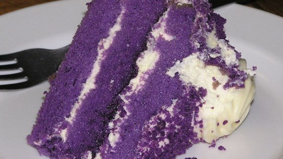 ube-macapuno cake