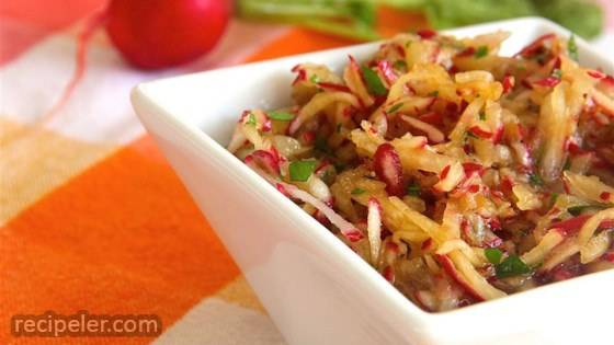 Ultra-Simple and Delicious Red Radish Salad