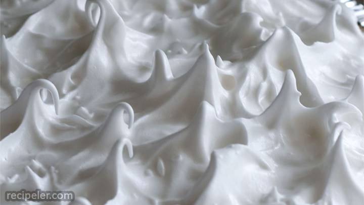 unbaked meringue